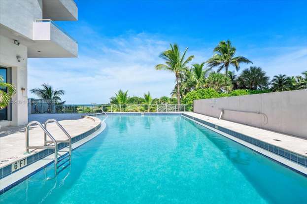 Building Photo - 9225 Collins Ave