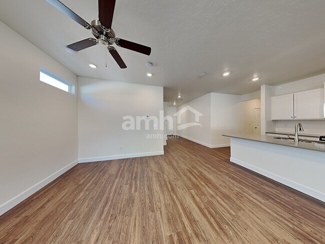 Building Photo - 5126 W White Ash Ct