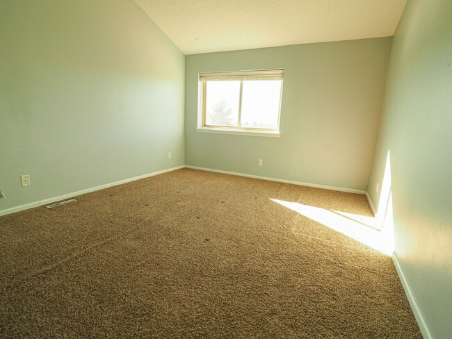 Building Photo - 4193 S Fraser Way