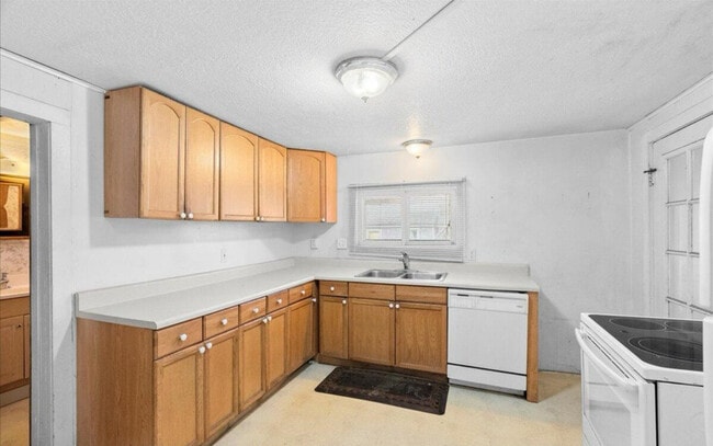 Building Photo - 410 Dunlap St