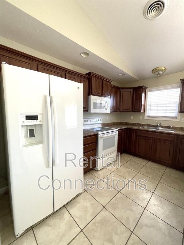 Building Photo - 601 Heritage Dr