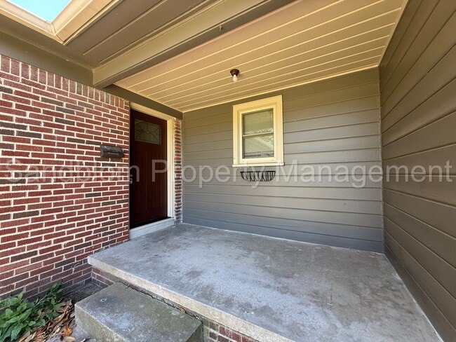 Building Photo - For Lease | Midtown Tulsa | Available Now!