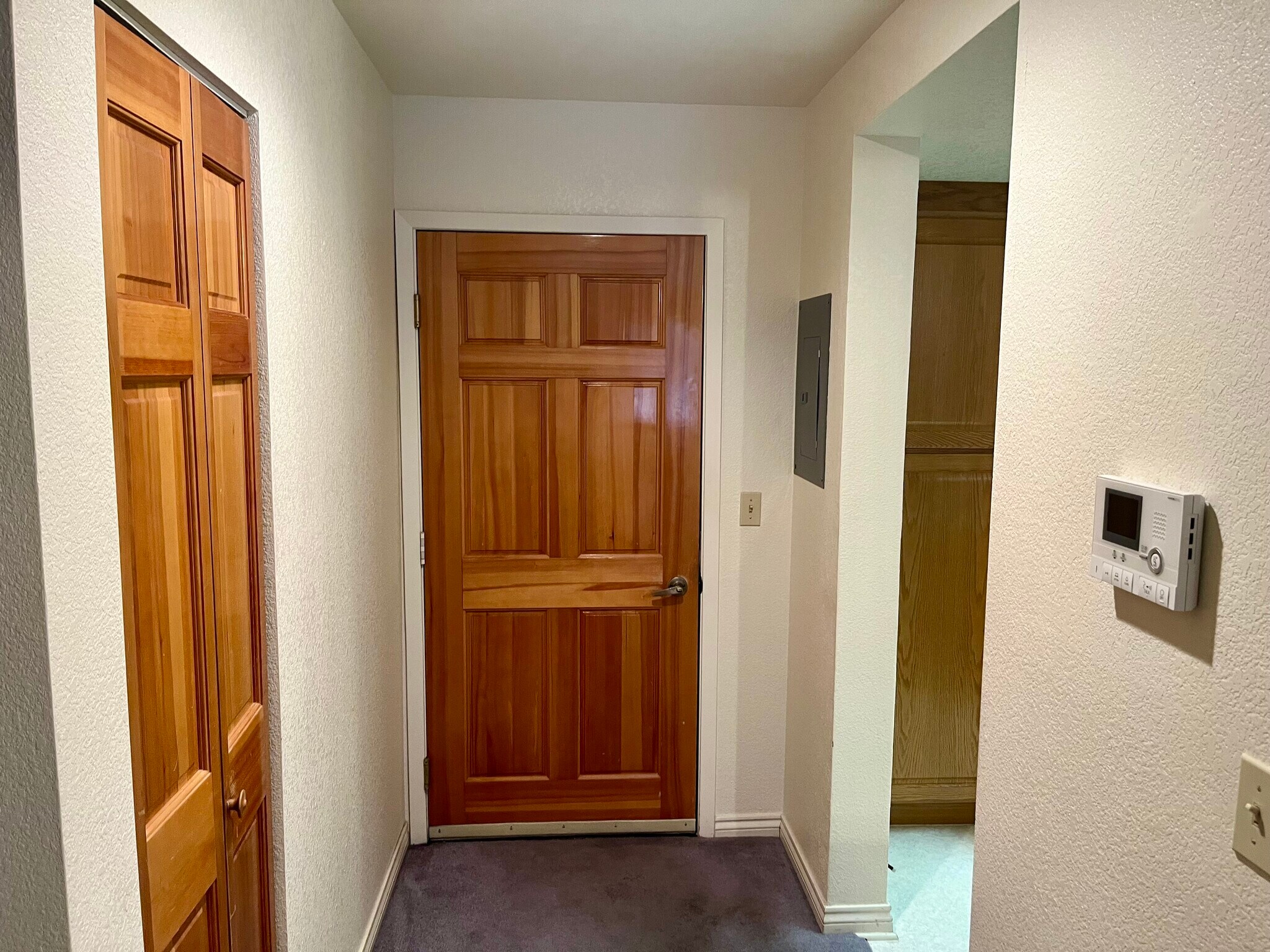 Building Photo - 31819 Rocky Village Dr