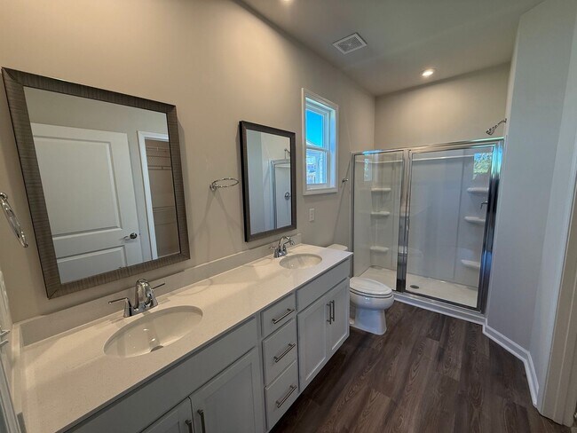 Building Photo - 749 Count Fleet Ct