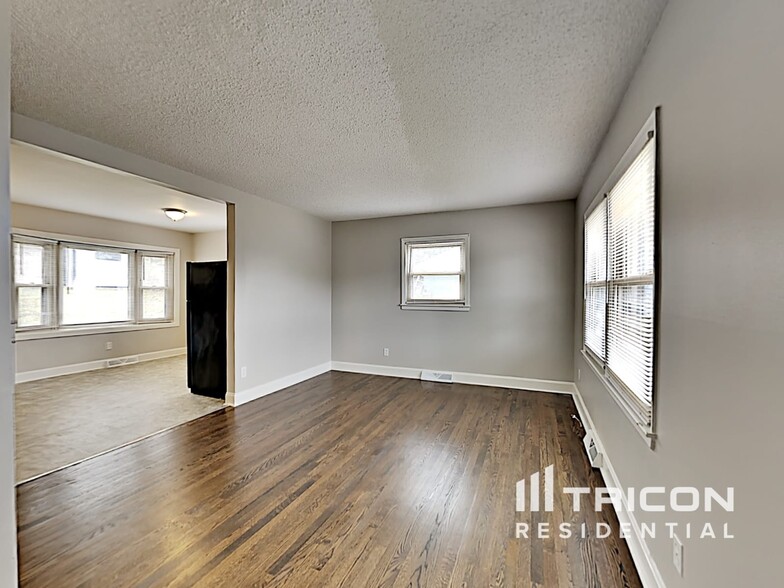 Building Photo - 4811 Westridge Dr