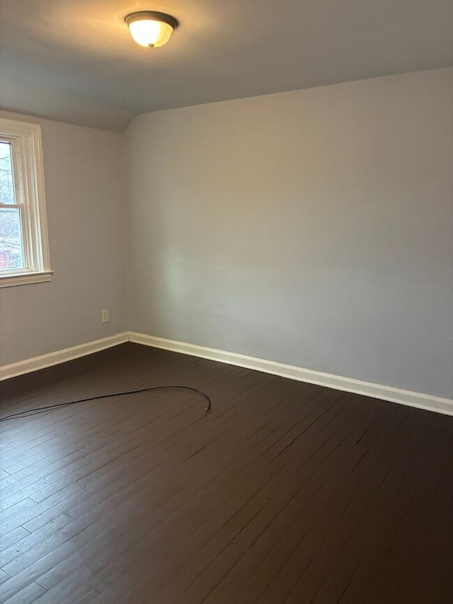 Building Photo - 3 Bed Townhome - Chester, PA