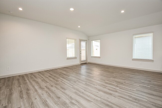 Building Photo - 7827 Sleek Flock Ln