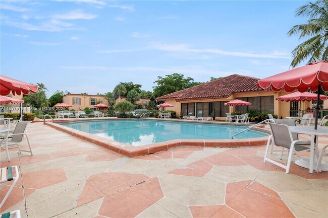 Building Photo - 7241 Miami Lakes Dr