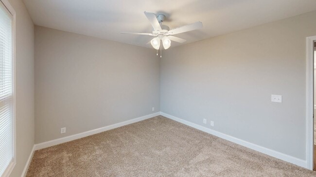 Building Photo - Modern 3-Bedroom, 2 Bath Detached Home in ...