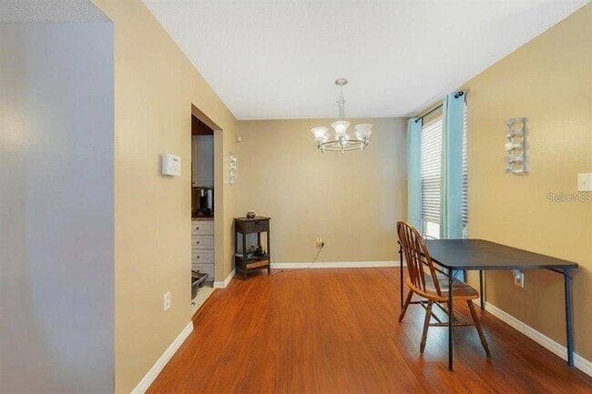 Building Photo - 512 Orange Dr