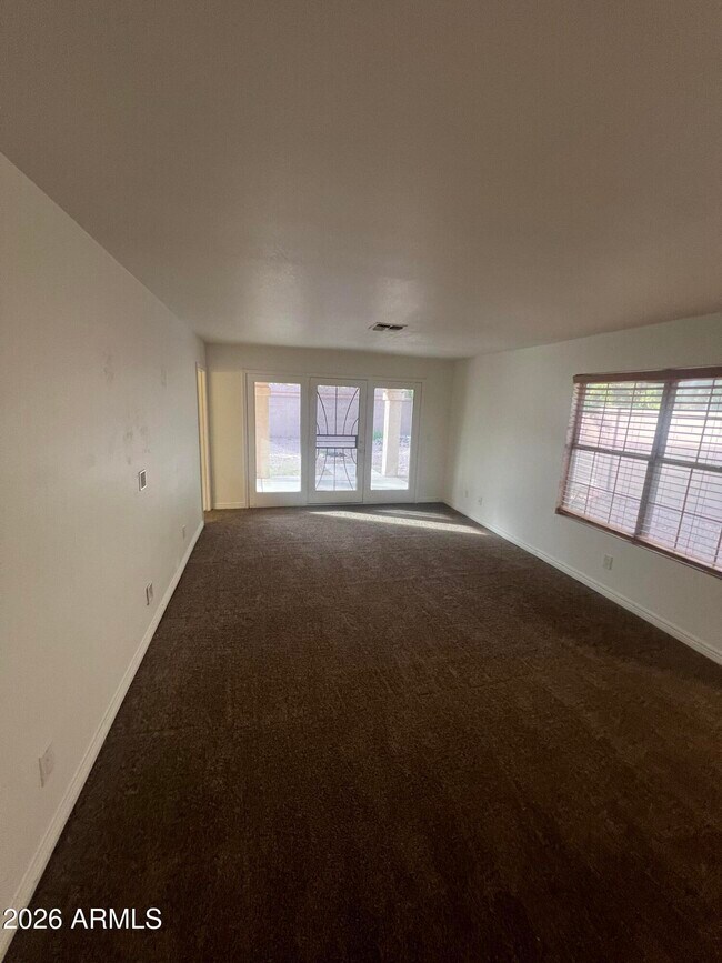 Building Photo - 15858 S 33rd Pl