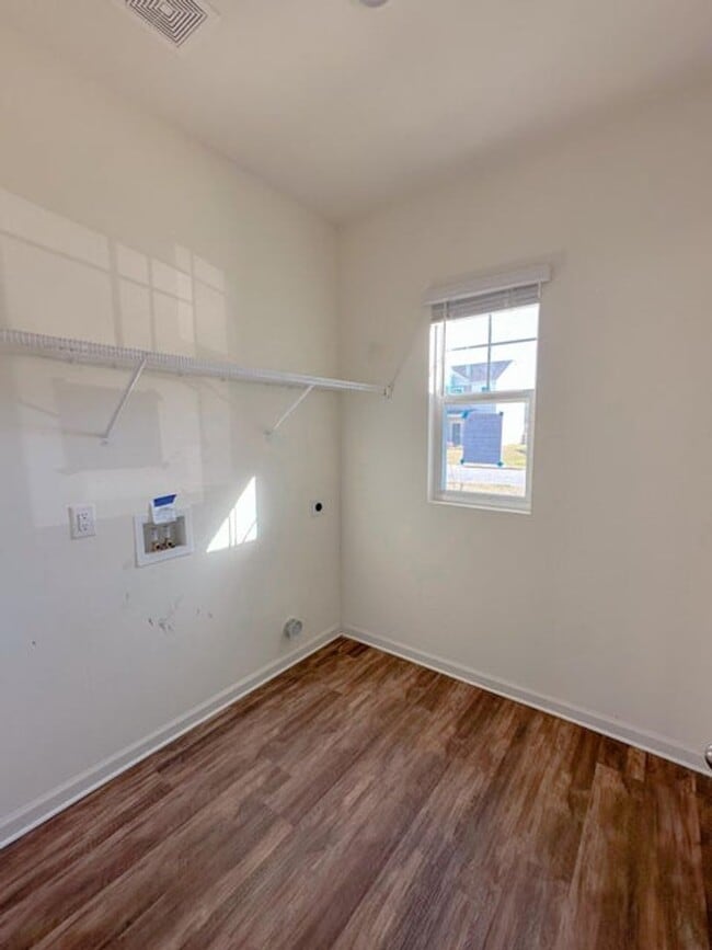 Building Photo - Home in Cane Bay Plantation