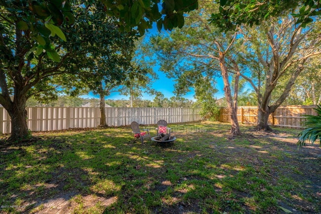 Building Photo - 4570 Blue Stream Ln N