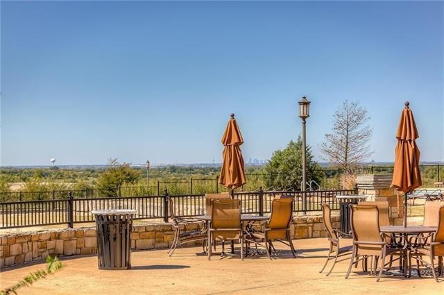 Building Photo - 1016 Somerset Cir