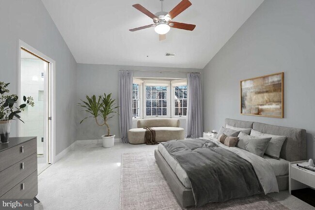 Building Photo - 28 Sterling Ct