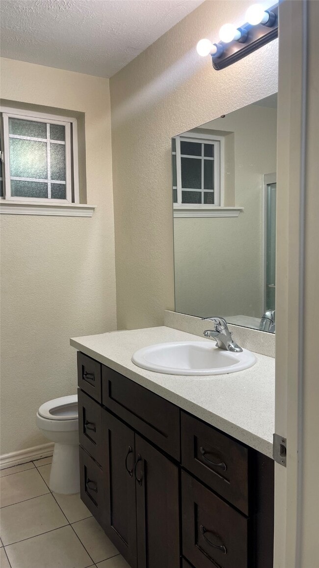 Building Photo - 4707 Knottynold Ln
