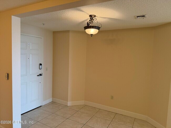 Building Photo - 1478 Riverplace Blvd