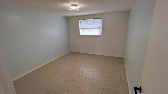 Building Photo - 11301 110th Terrace