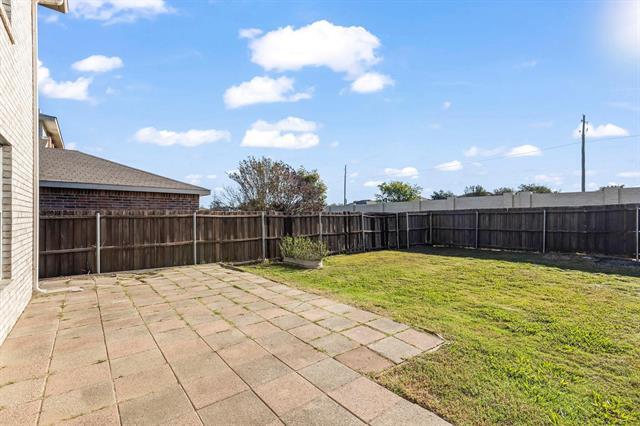 Building Photo - 1543 Englewood Dr