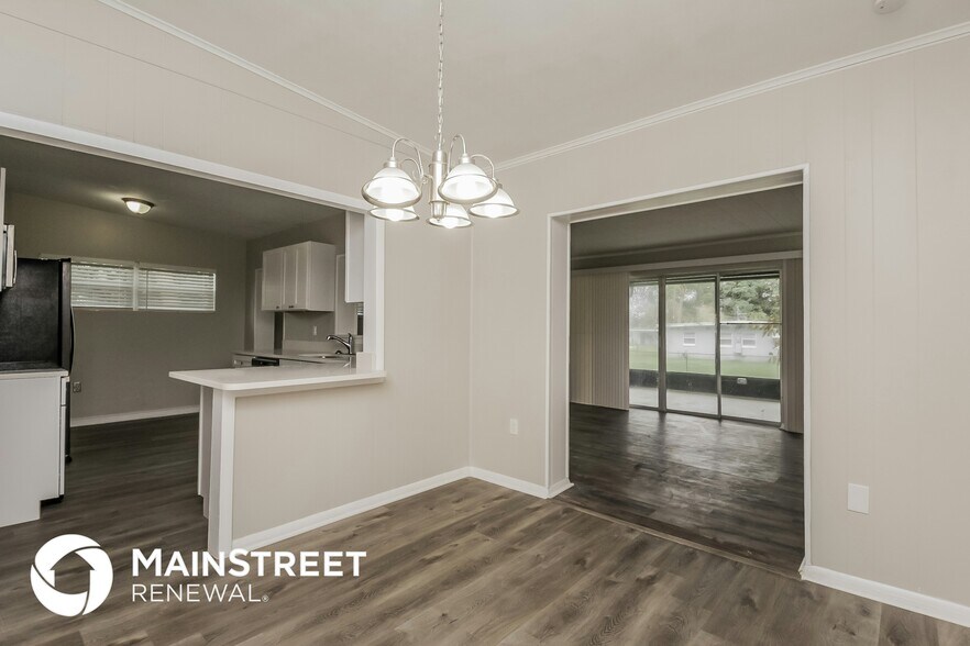 Building Photo - 2803 Glendora Ave