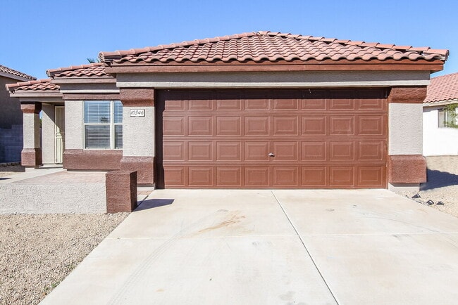 Building Photo - 10546 W Carlota Ln
