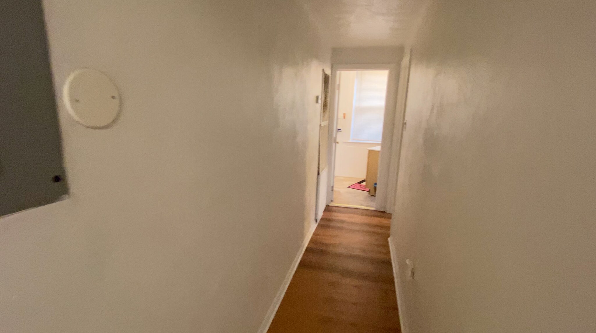 Building Photo - 5819 Bartlett St