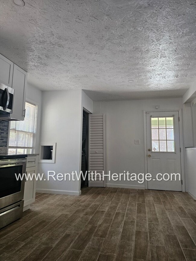 Building Photo - WOW! FANTASTIC RANCH TOTALLY UPDATED - LIKE BRAND NEW WITH ALL THE UPGRADES / ATTENTION TO DETAIL...