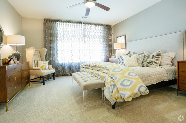 1BR, 1BA - B1 - Bedroom - Camden Highland Village