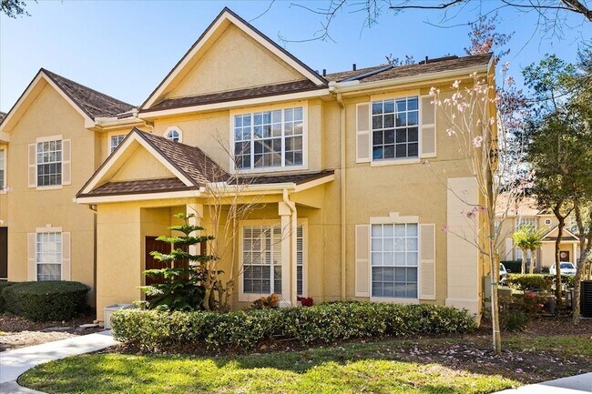 Building Photo - 852 Grand Regency Pointe