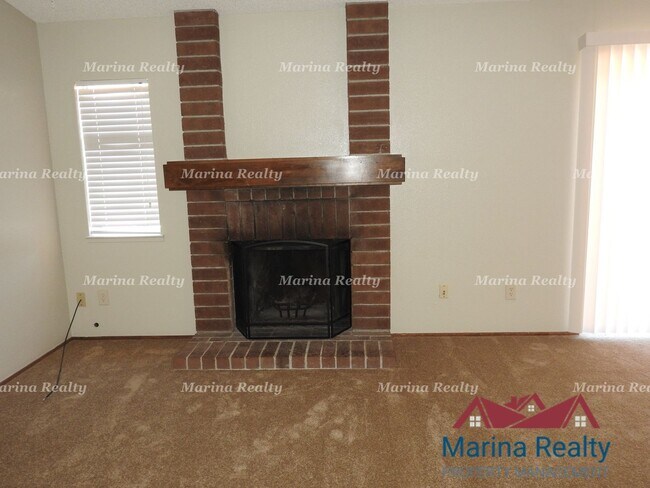 Building Photo - 2 bed 2 bath single family home in established neighborhood in City of Suisun