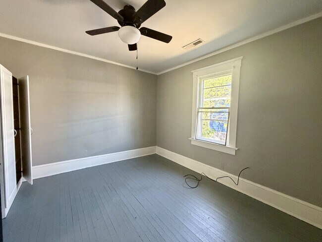 Building Photo - 414 Bladen St