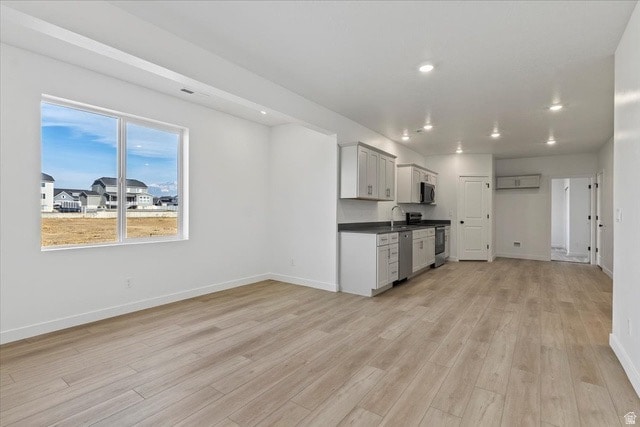 Building Photo - 1538 E Livi Ln