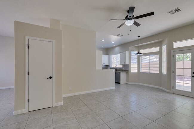 Building Photo - Beautifully Remodeled 3-Bedroom Home in North Las Vegas – Move-In Ready!