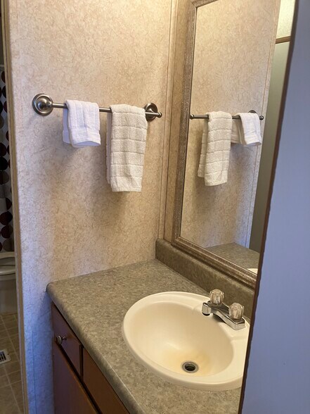 Building Photo - 440 Wade Rd