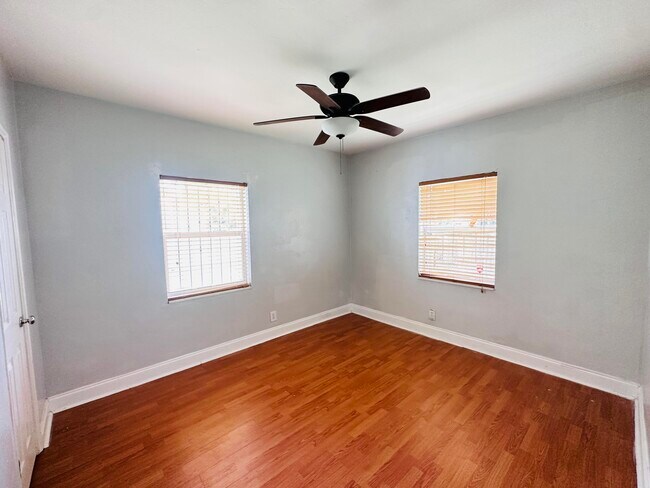 Building Photo - 901 NW 48th St