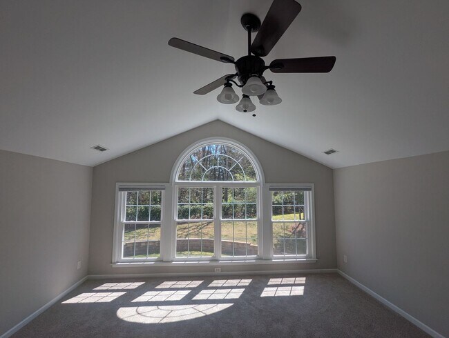 Building Photo - Harrisburg with Large Fenced-In Yard, Small Private Pool/Spa and Putting Green