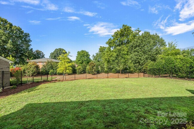 Building Photo - 12012 Huntson Reserve Rd