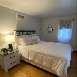Building Photo - 5588 Azalea Ct