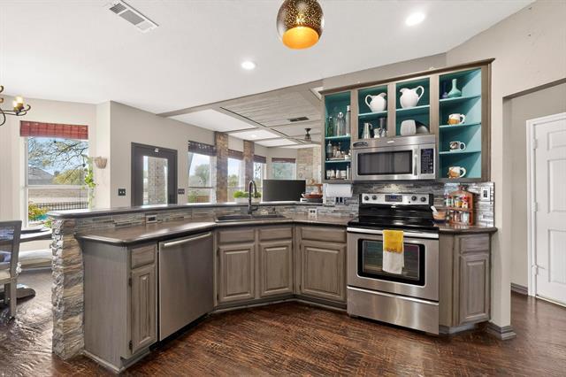 Building Photo - 5213 Quail Creek Dr