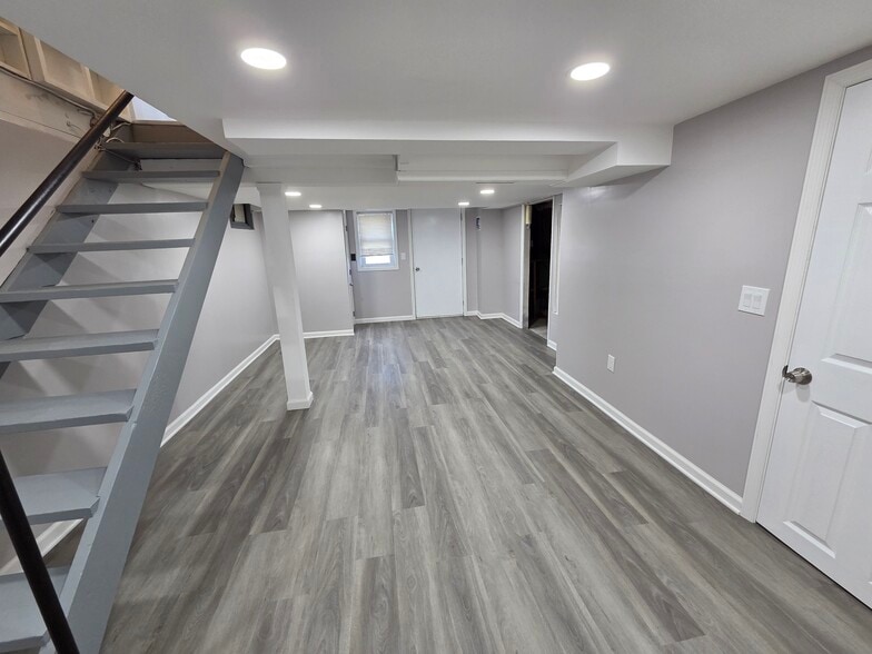 Building Photo - 52 Vista Ave