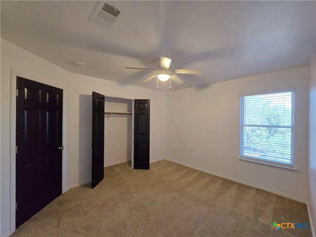 Building Photo - 1518 Indian Camp Trail