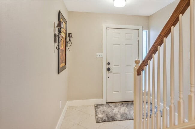 Building Photo - 1207 Nagle St