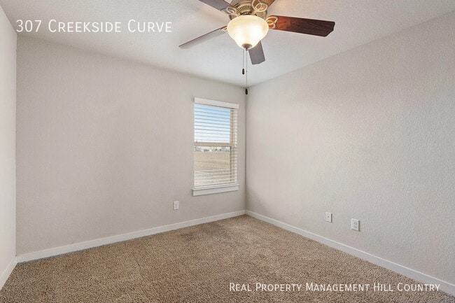 Building Photo - 307 Creekside Curve