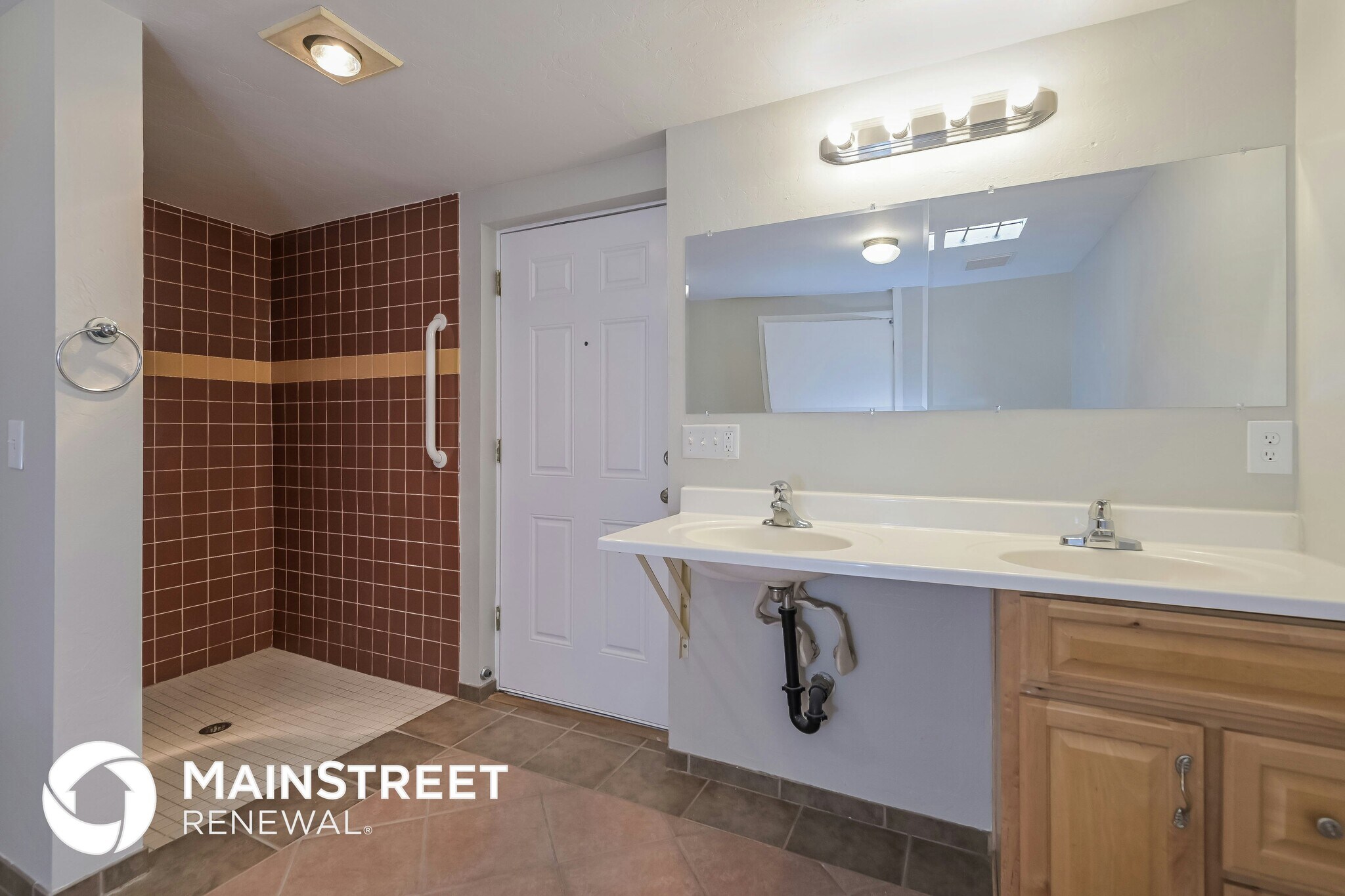 Building Photo - 7651 E Poinciana Dr