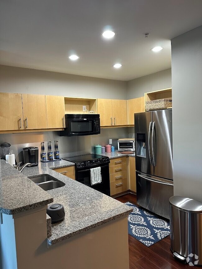 Building Photo - 390 17th St NW