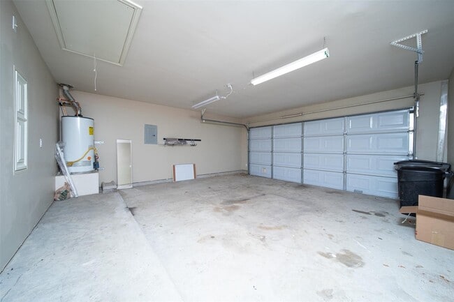Building Photo - 20547 Upland Fair Ln