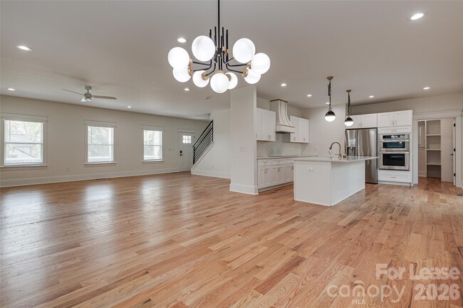 Building Photo - 1516 Princess Pl