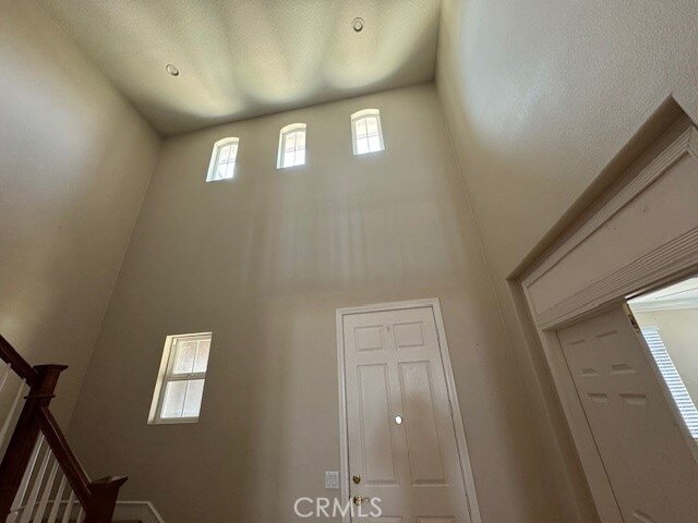 Building Photo - 16034 Skyridge Dr