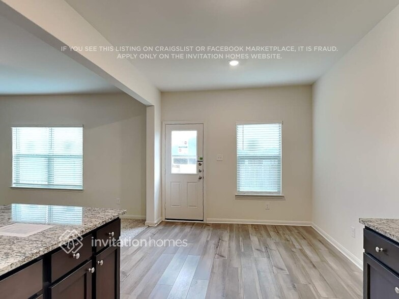 Building Photo - 129 Magnolia Dr