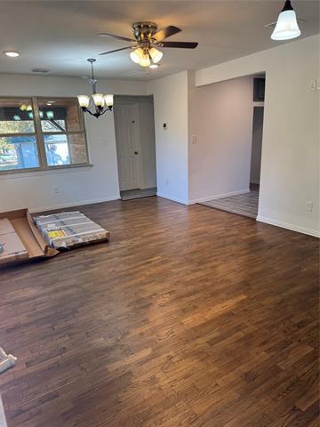 Building Photo - 904 N Hamlett St